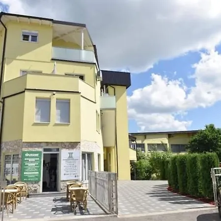 Gold Апартаменты Kozarac